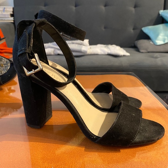 Nine West Block Heel Sandals Size 7.5 - Picture 1 of 4